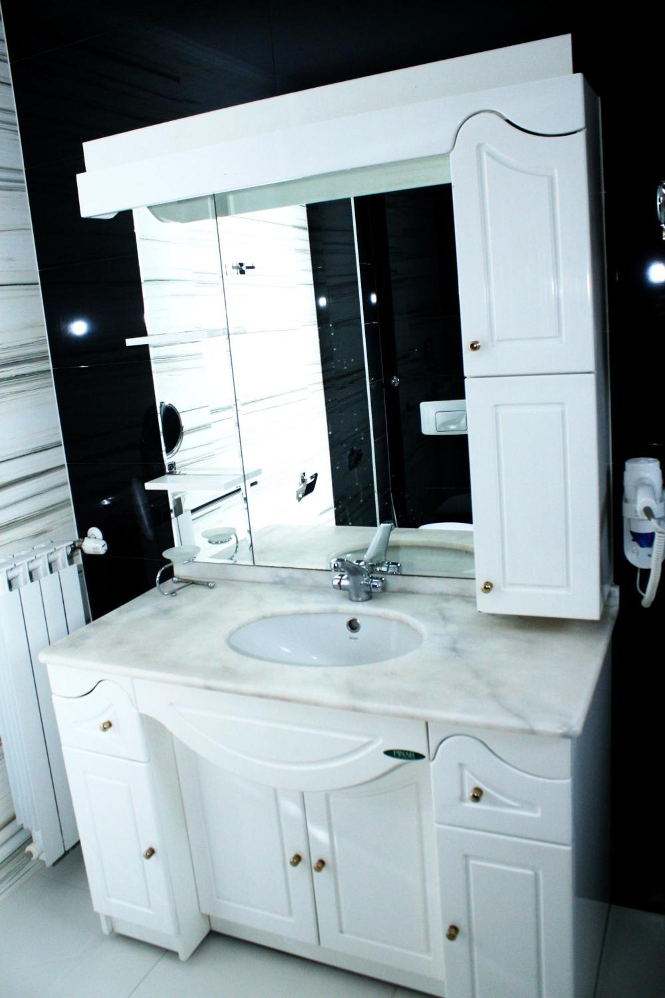 Hotel Elegance Ilidža Kültér fotó