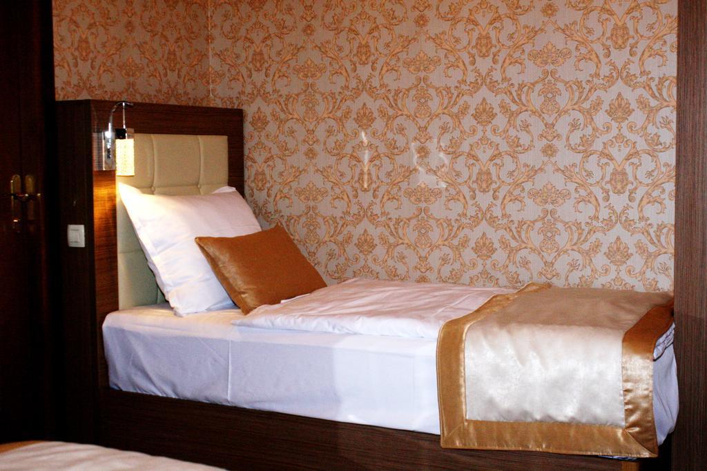 Hotel Elegance Ilidža Szoba fotó